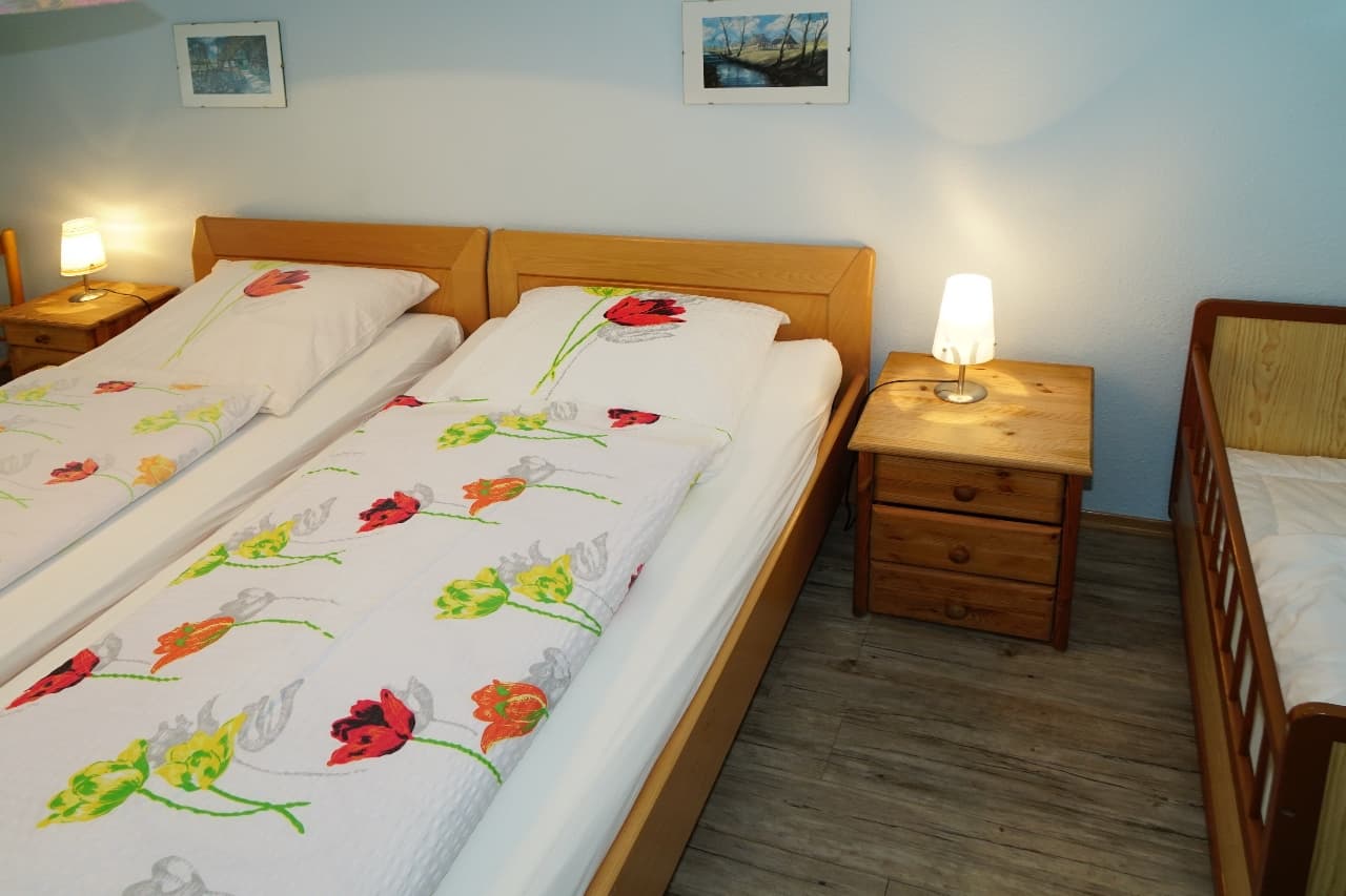 Schlafzimmer 1 von Wohnung 3