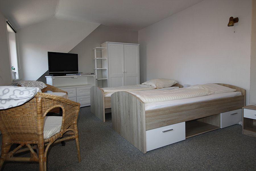 Ferienwohnung Sandstraße 3-Bett-Zimmer