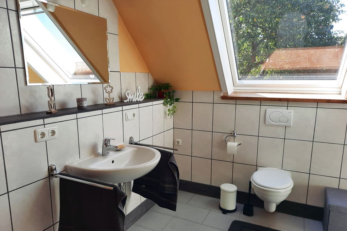 Badezimmer in der Ferienwohnung Facettenreich in Bergen