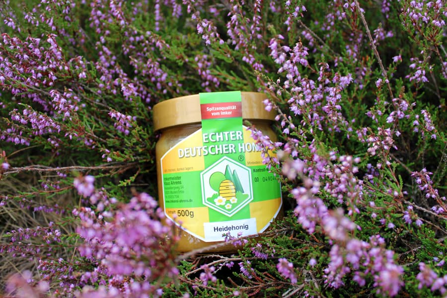 Heather honey - a speciality from Lueneburg Heath 