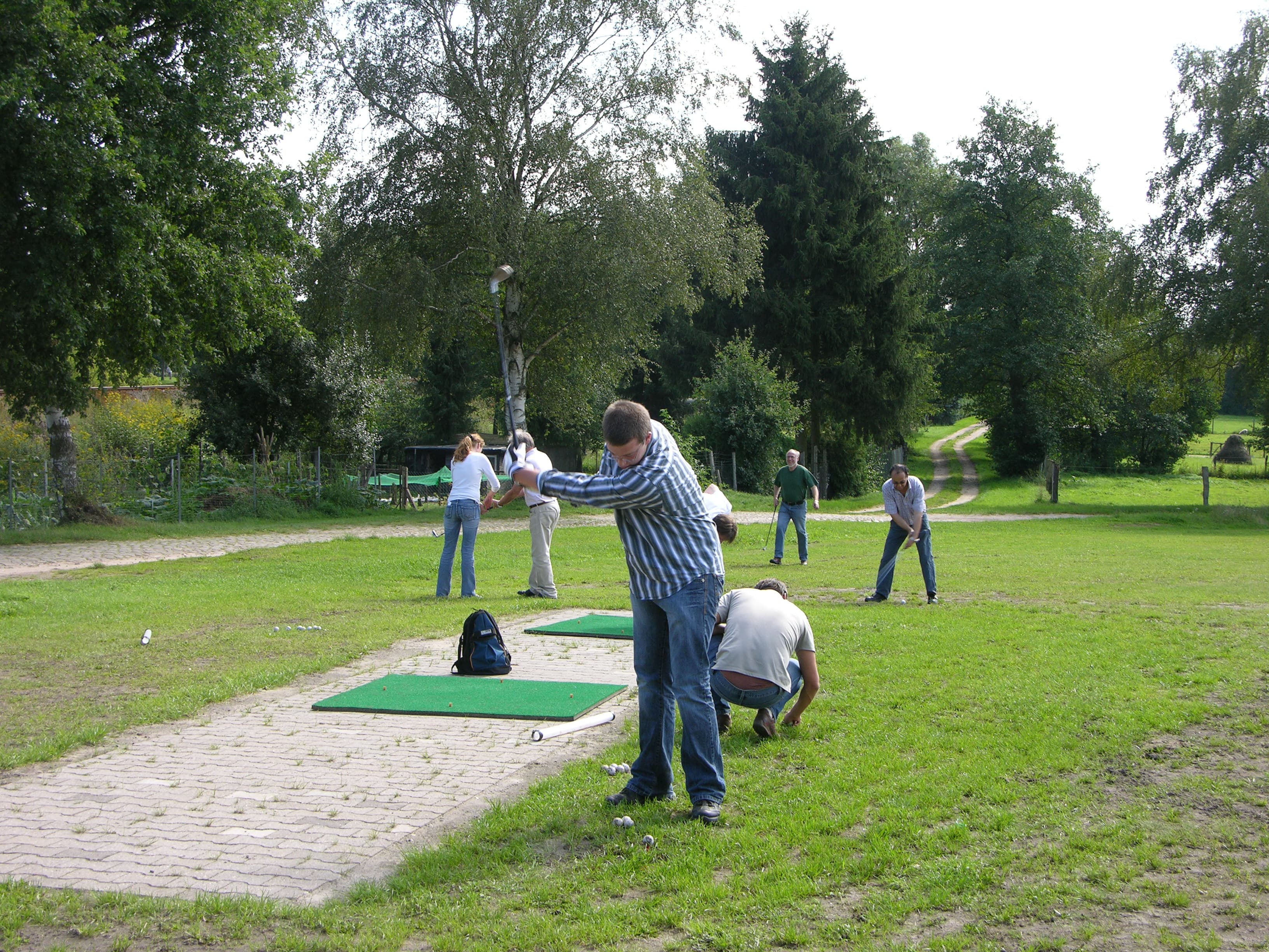 Cross Golf Driving Range