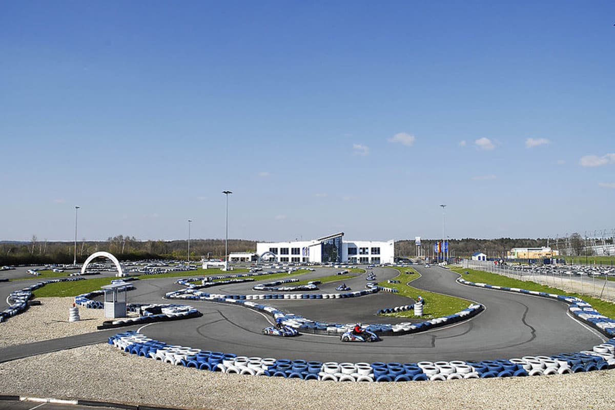 tempo machen in der ralf schumacher kart bahn