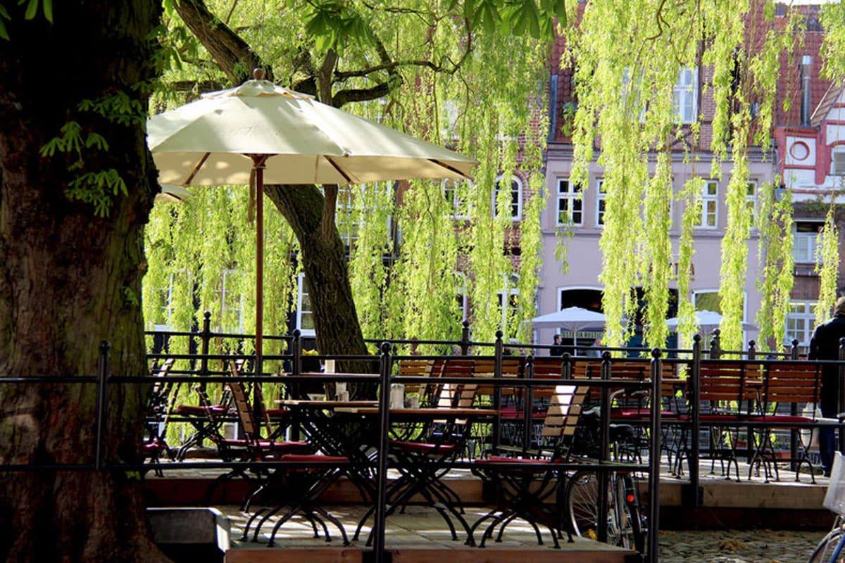 Der Hafen Lüneburg um den Stintmarkt lädt zum Verweilen