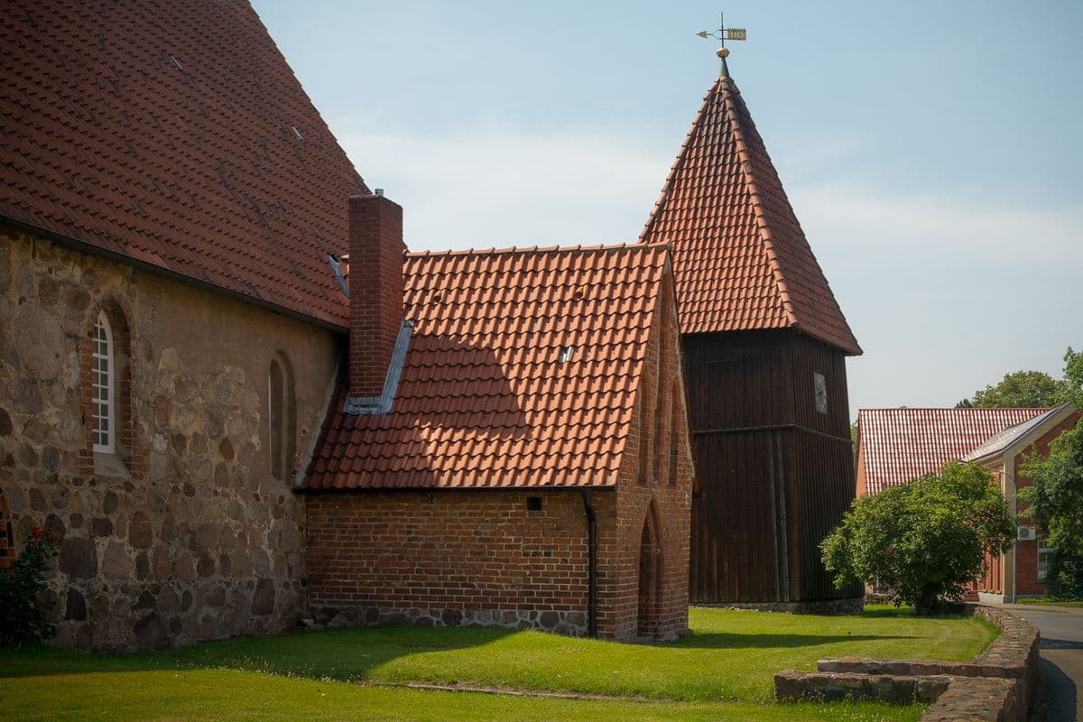 Feldsteinkirche in Lauenau