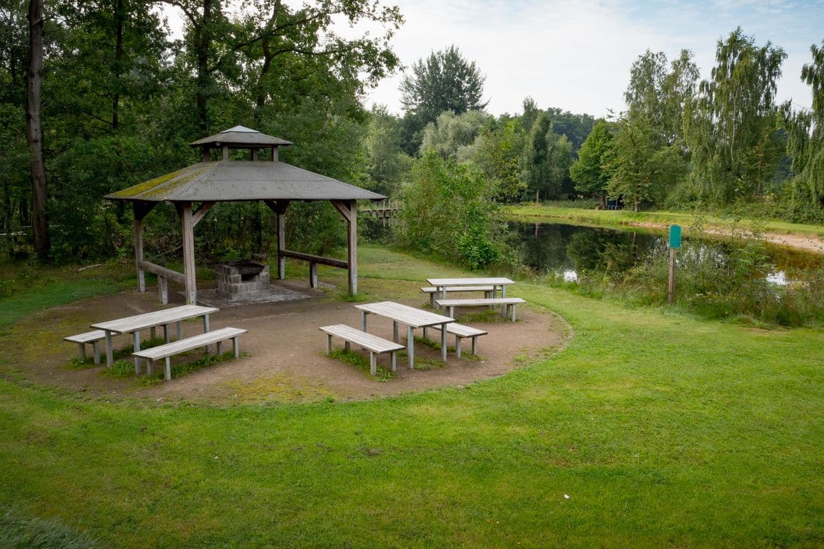 Rastplatz am See in Bargfeld