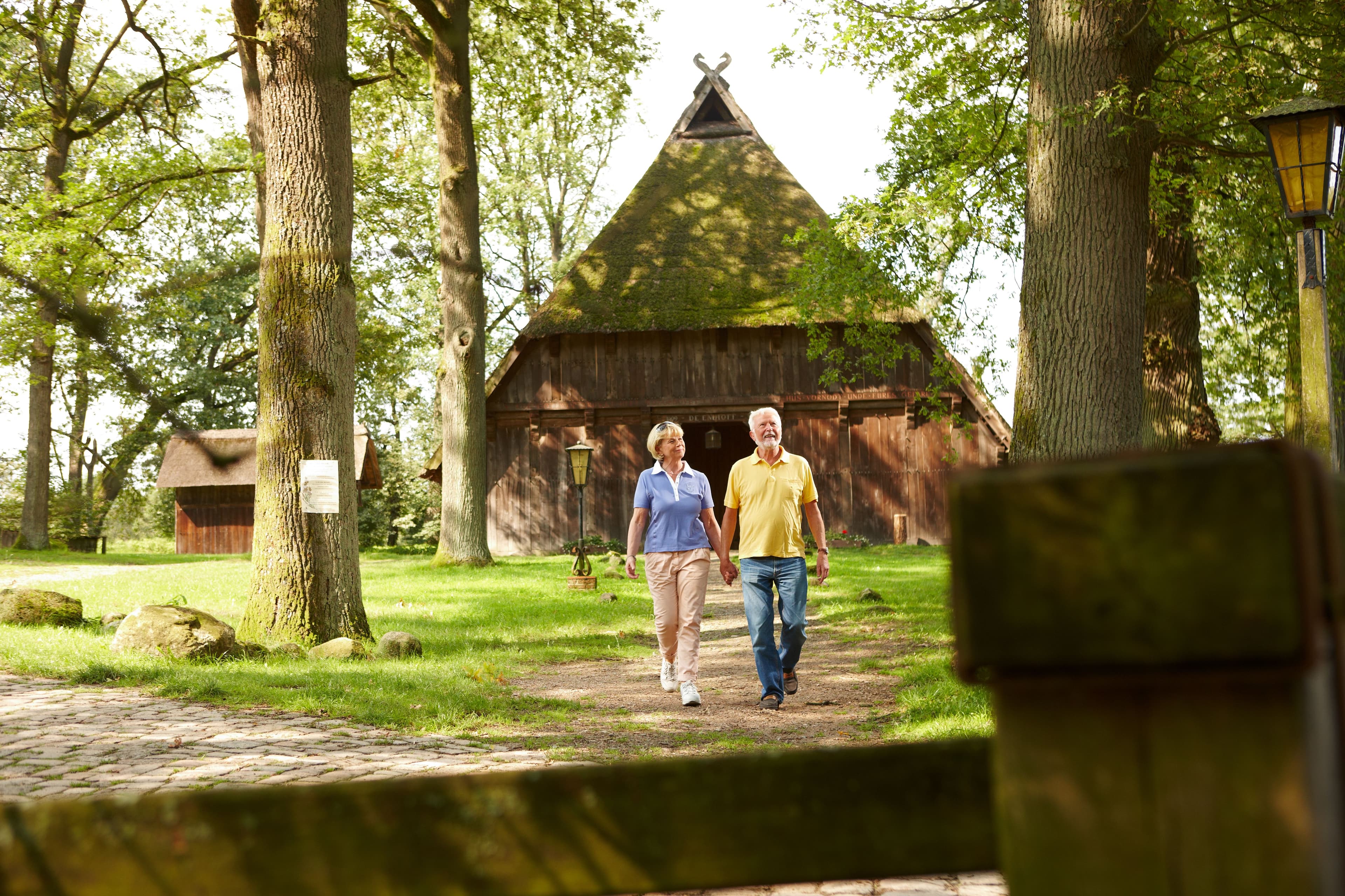 Wilsede Lüneburger Heide Wandern Freudenthalweg Heidschnuckenweg