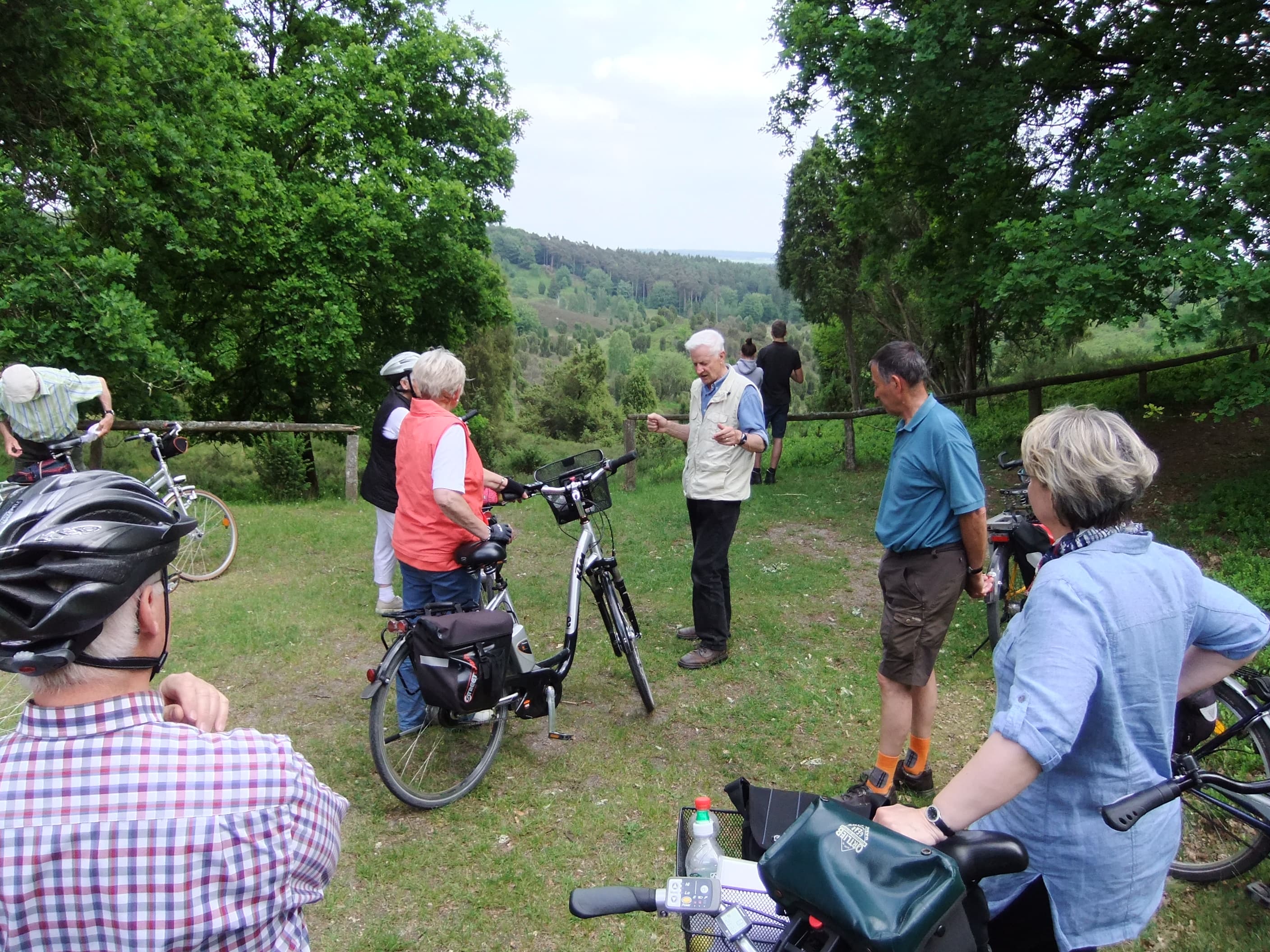 Mit dem Fahrrad am Totengrund