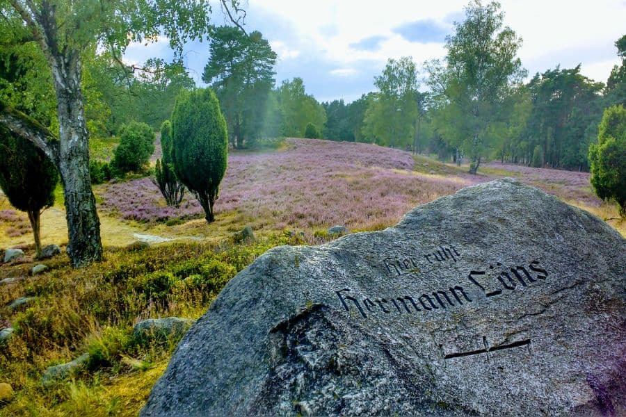 Hermann Löns Grab im Ortsteil Tietlingen von Walsrode