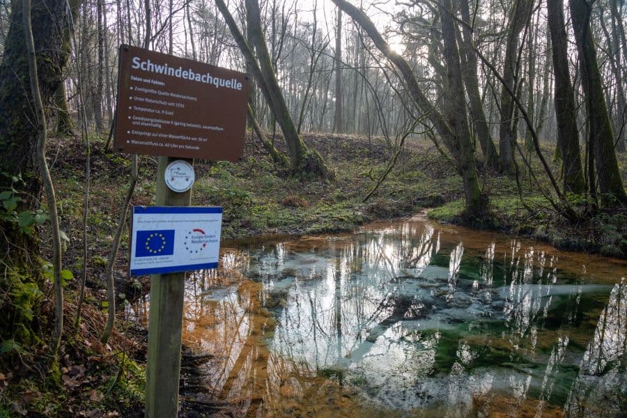 Schild an der Schwindebachquelle in Soderstorf