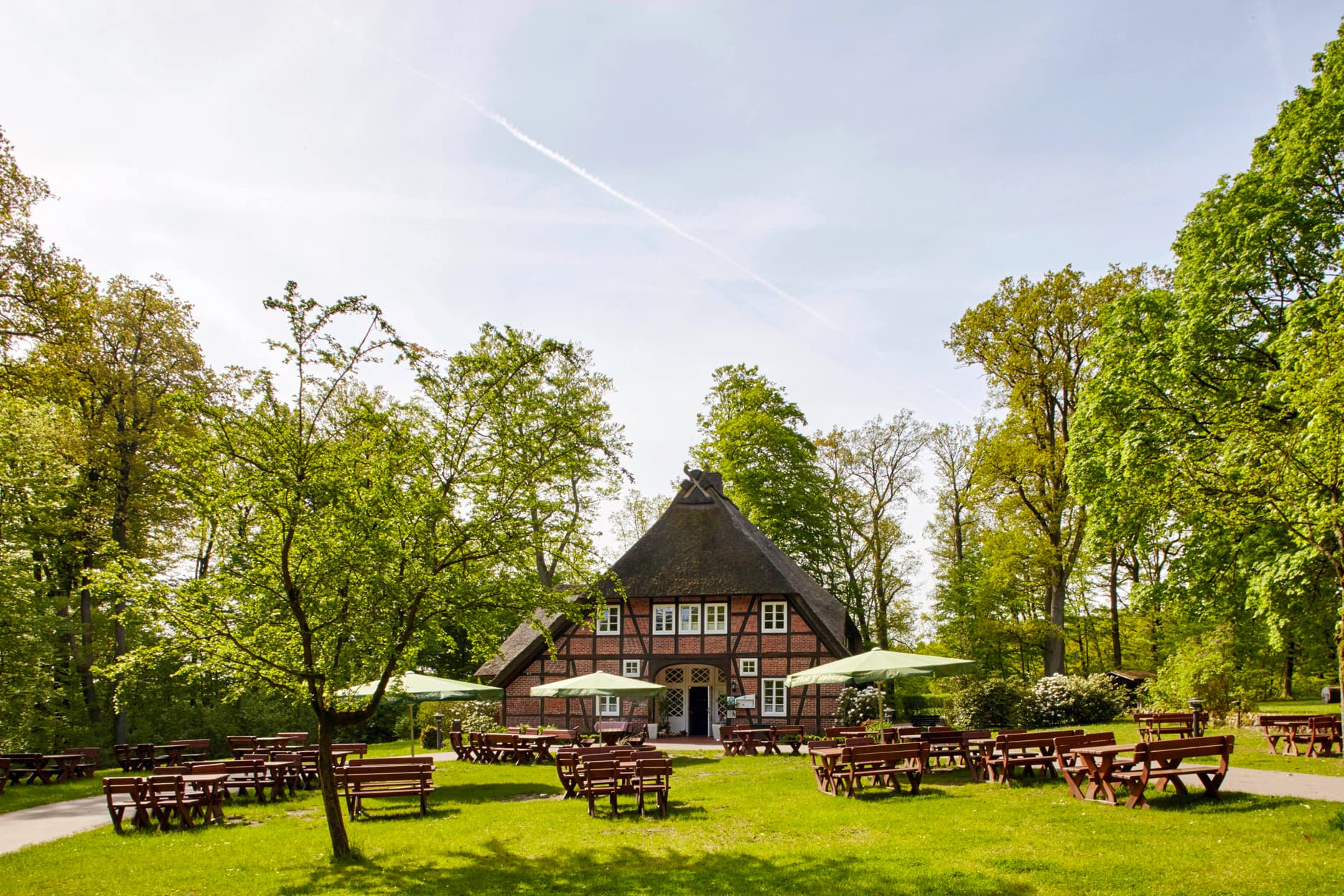 Außenansicht des Naturotel Hotel Hof Tütsberg in Schneverdingen