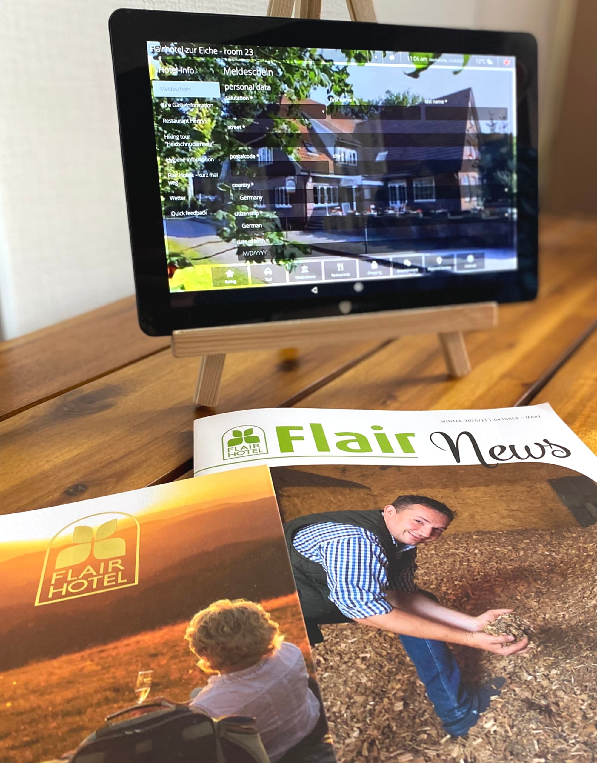 Flair Hotel zur Eiche Digitaler Check In via Tablet auf dem Zimmer