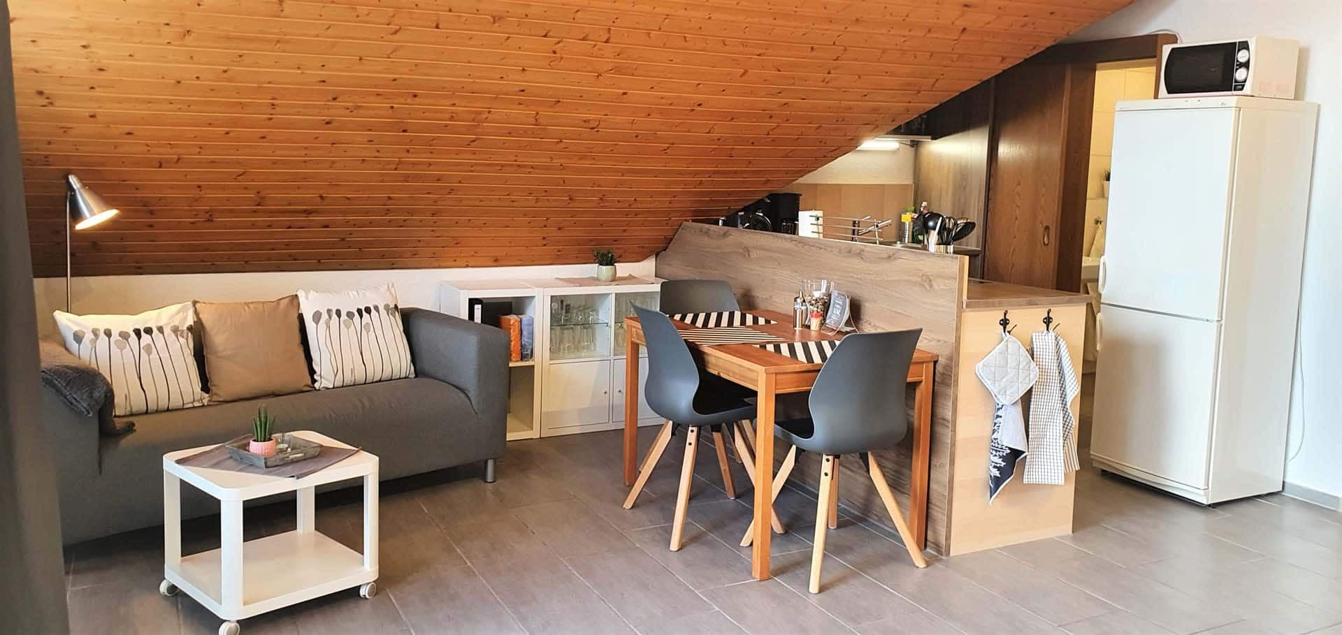 Wohnbereich in dem Appartement Seeve im Ferienquartier Hamburg im Seevetal