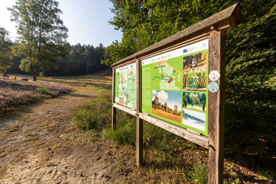 Hinweisschild in dem Marxener Paradies in Oldendorf (Luhe)