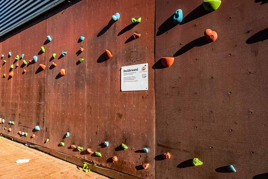 Klettewand in der Fussgängerzone Soltau