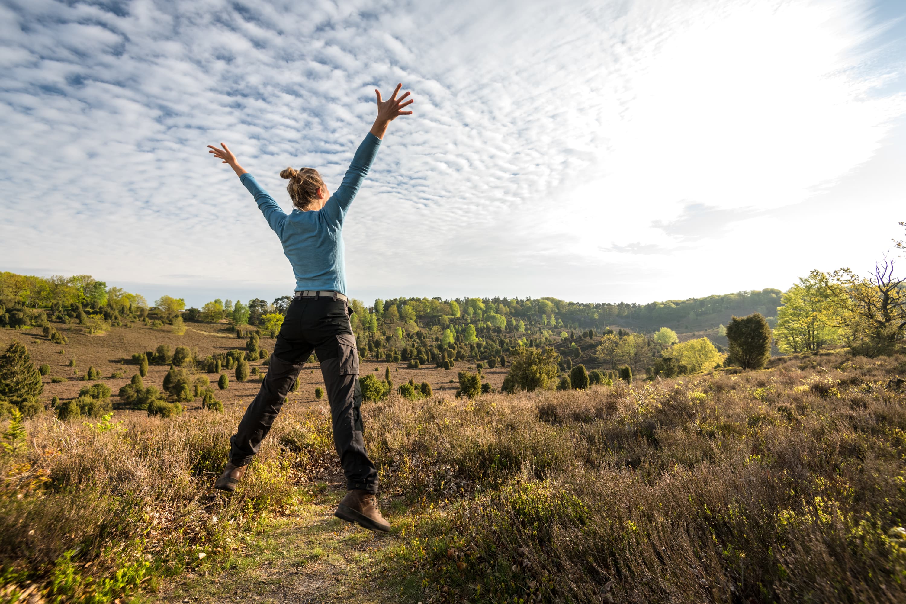 5020-Wanderin-Gluecksmoment-Druck©Lueneburger Heide GmbH