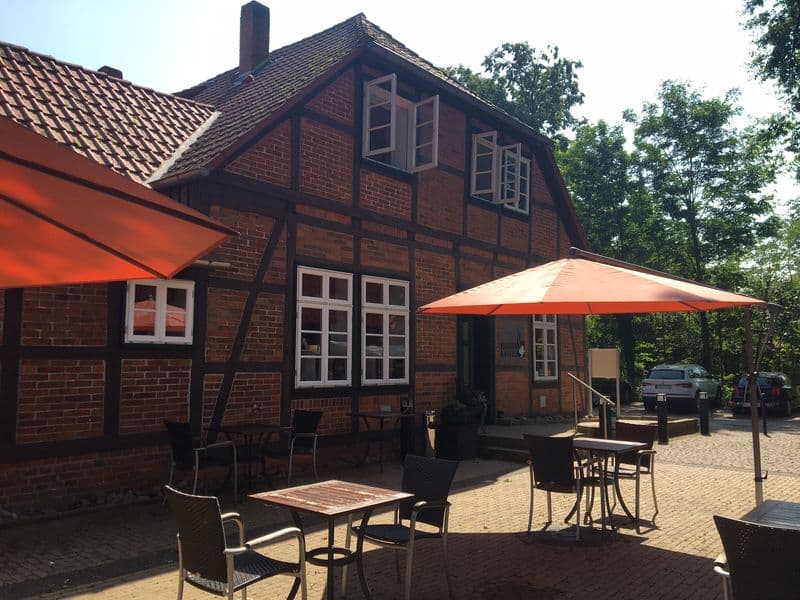 Außenanlage des Kloster-Kaffees in Wienhausen