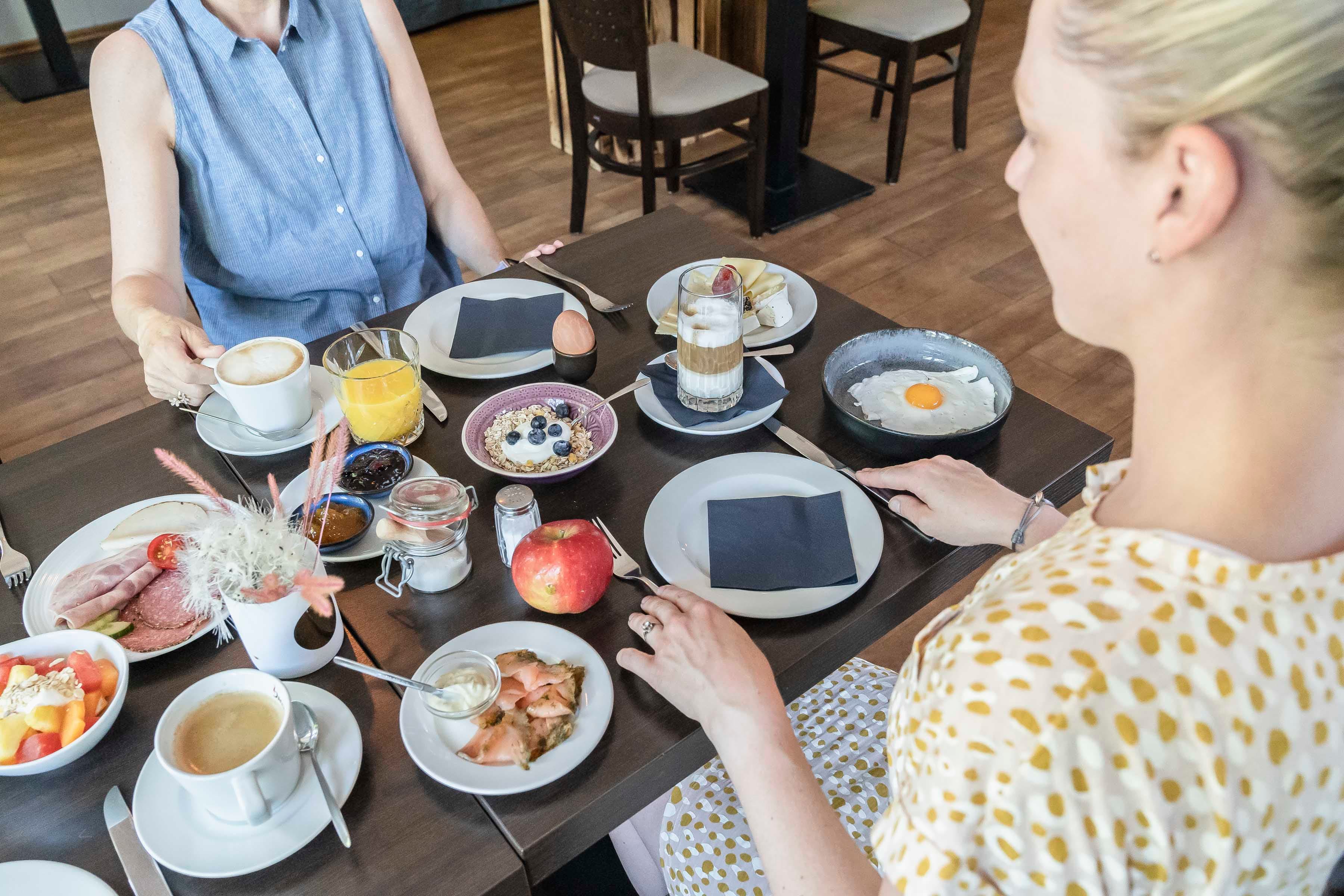 Frühstück im Flair Hotel zur Eiche 