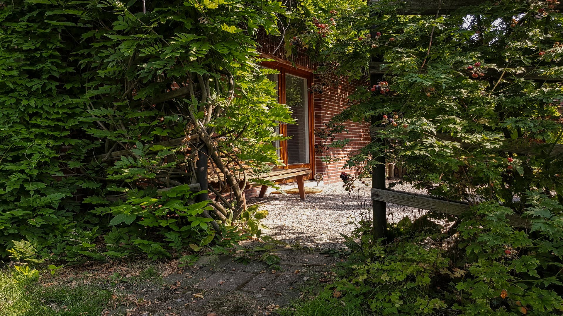 Ferienwohnungen Am Pavillonsberg Garten mit Terasse