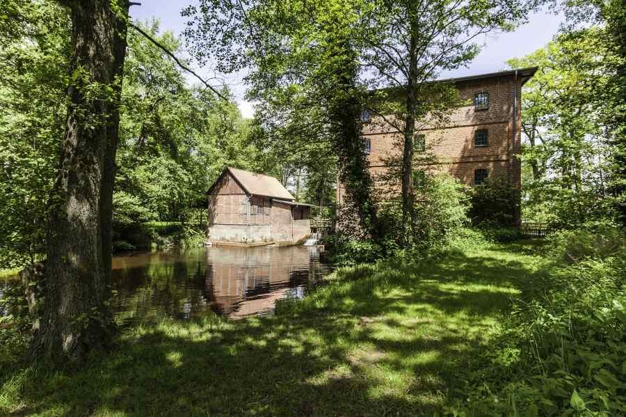 Wassermühle mit Tourist-Information in Müden (Örtze)