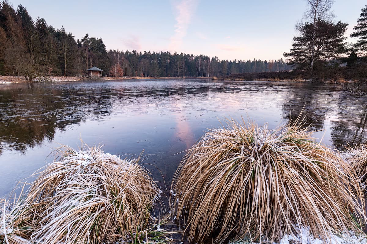 Heideschleife Angelbecksteich im Winter