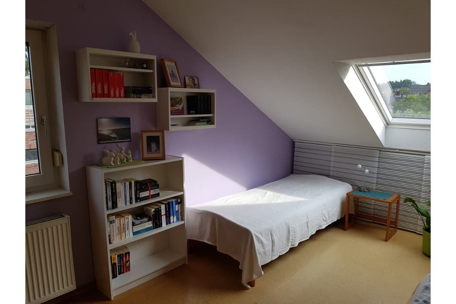 Drittes Bett in der Sonnigen Ferienwohnung im Waldwinkel in Jesteburg