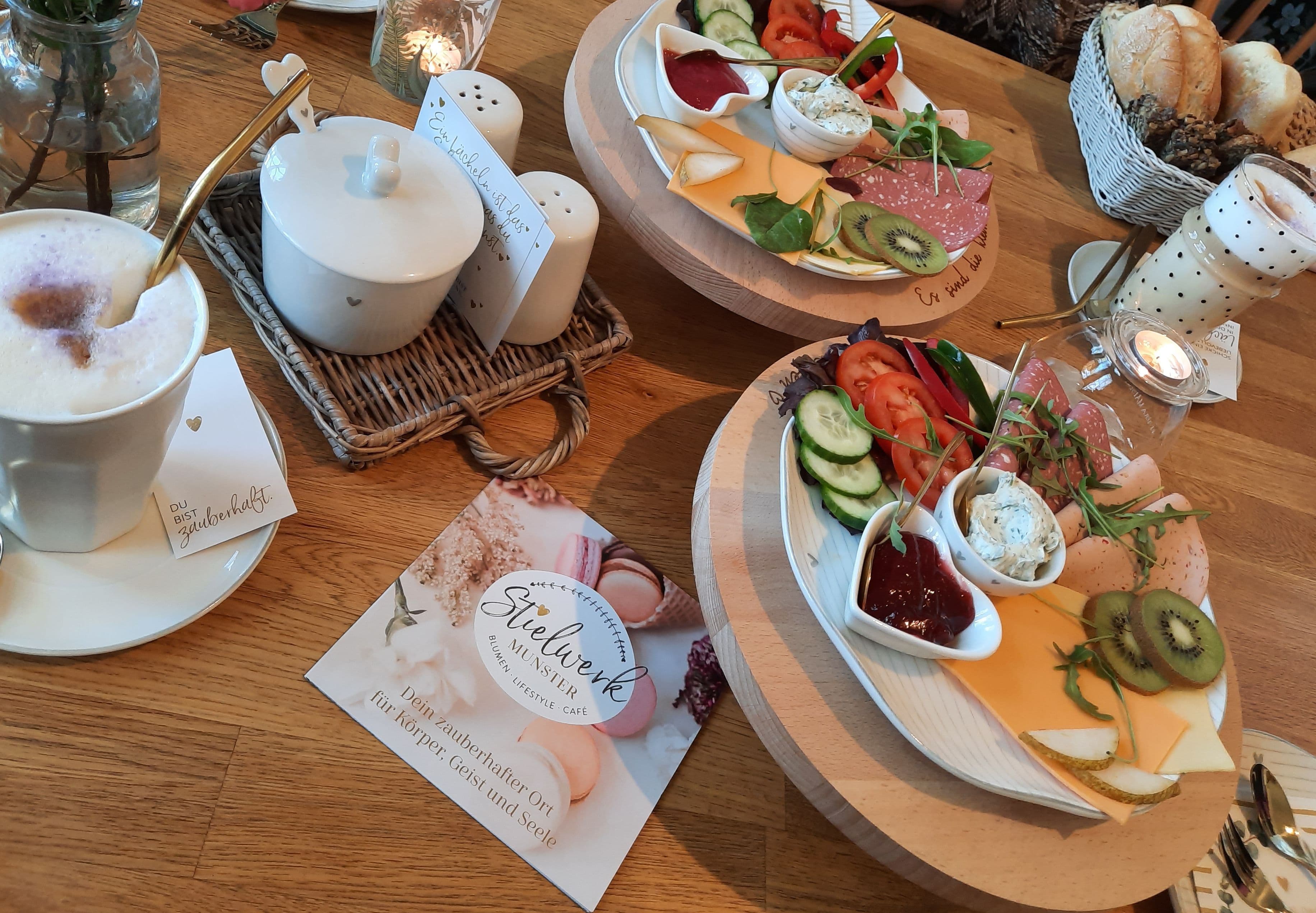 Blumencafe Neuried Fr hst ck Ried Caf Cafe Neuried KGLCCG blumencafe-neuried-fr-hst-ck-ried-caf-cafe-neuried-kglccg